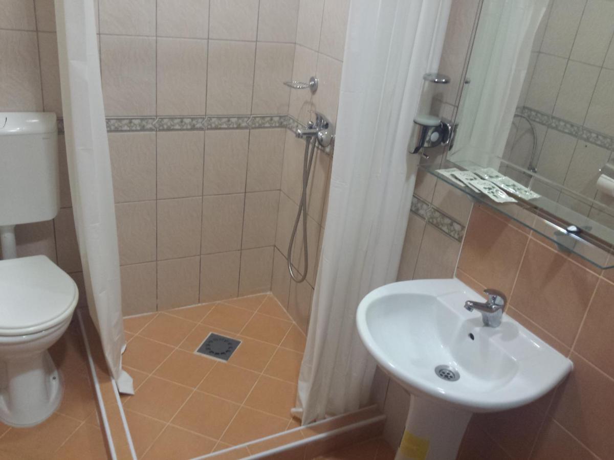 Guest House Ginek Ohrid Phòng bức ảnh